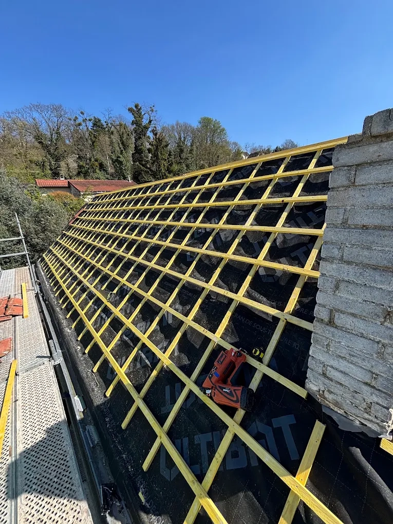 Rénovation toiture Brie-Comte-Robert avec travaux d’étanchéité toiture