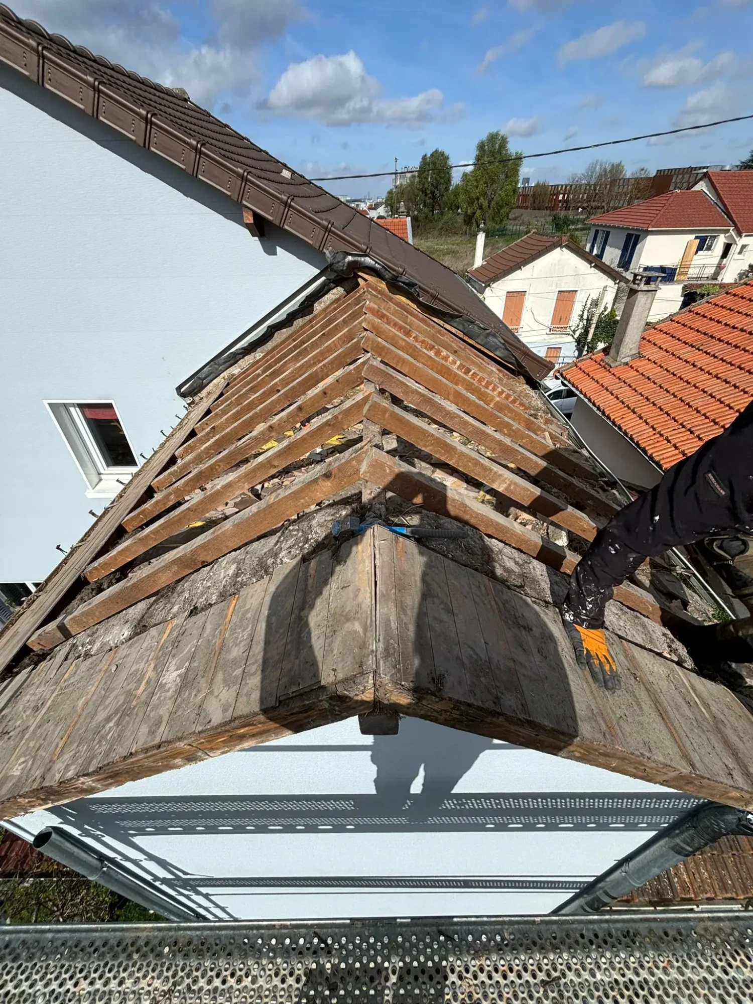 Urgence toiture Brie-Comte-Robert après intempéries